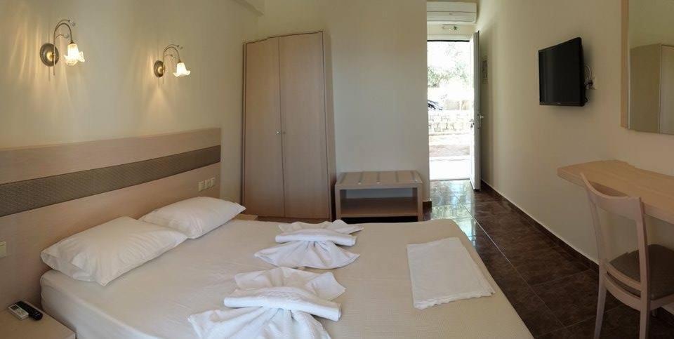 Voula Resort Elafonissos Zimmer foto